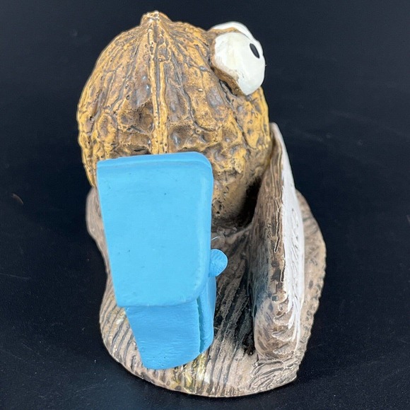 Shade Tree Creations Vernon 2005 Lottery Nut Resin Mini Figurine Novelty Humor - Picture 5 of 11